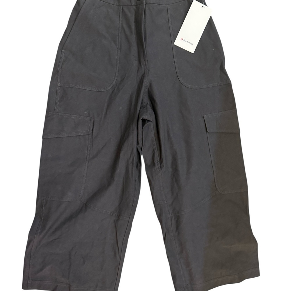 Lululemon Athletica Charcoal Cargo Pants - Picture 14 of 16